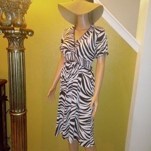 Brown and white zebra short sleeve midi dress M